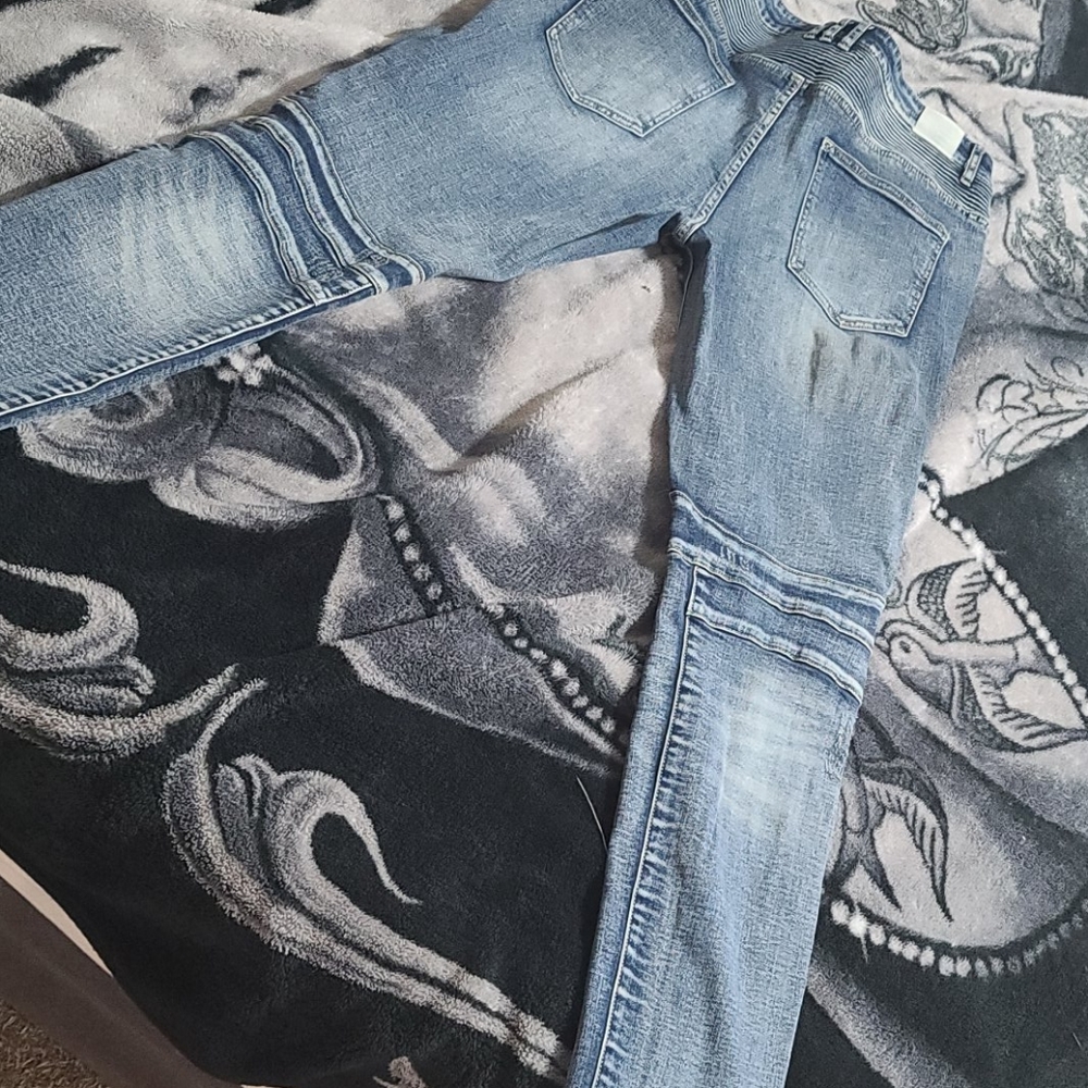 Jeans - Picture 3 of 3